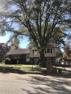 201 Yorkshire Drive
