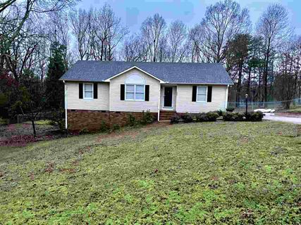 243 Crooked Tree Drive sold home in Bent Tree, Inman, SC