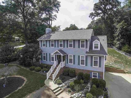 220 Cumberland Dr sold home in Shenandoah II, Moore, SC