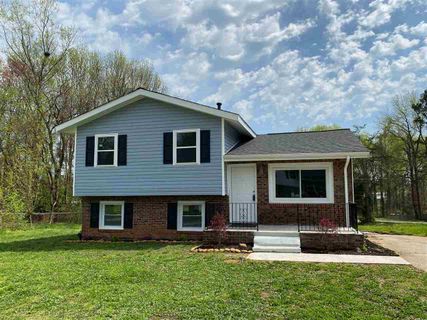 407 Old Farm Road