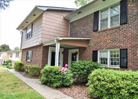 16 Summercreek Drive
