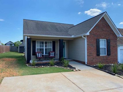 209 Frying Pan Court sold home in Fawn Branch, Boiling Springs, SC