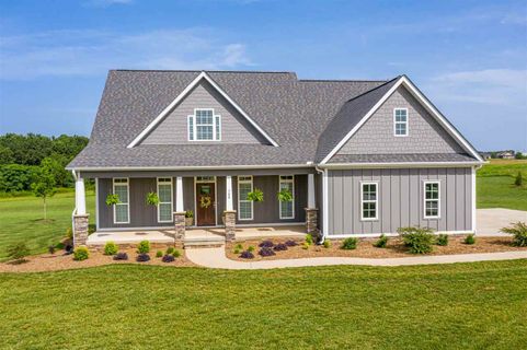 143 N Stallion Drive