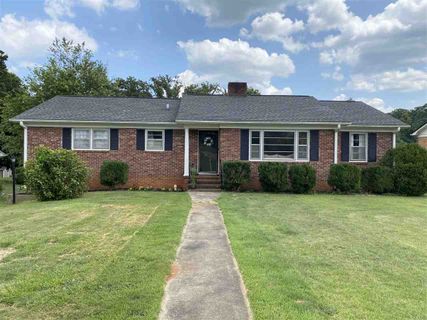 183 Stribling Circle sold home in Vanderbilt Hill, Spartanburg, SC