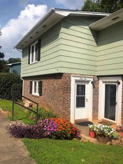 49 Summercreek Drive