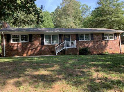 215 Tucker Rd