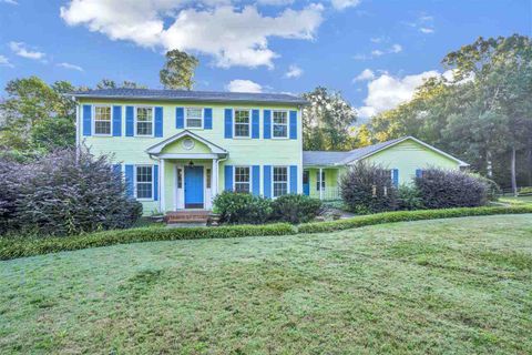 136 Bagwell Farm Road