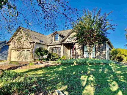 221 Georgetown Court