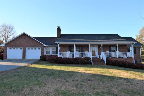 321 Shoreham Lane sold home in Shoreham Woods, Inman, SC