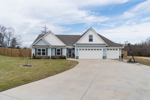 875 W Keepsake Lane