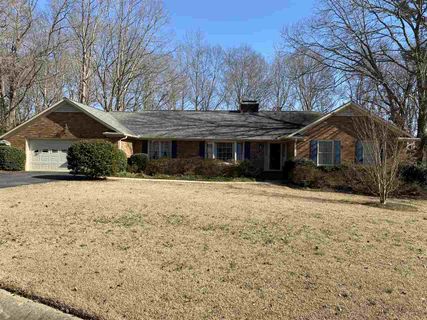 625 Pleasant Pointe