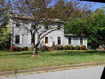 221 Aberdeen Lane