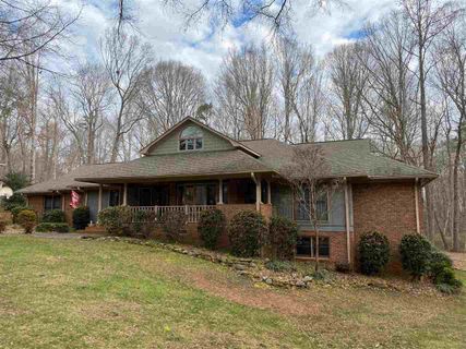 403 Woodgrove Trace