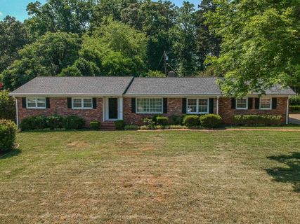 105 Henson
