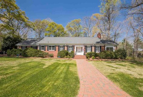 169 Ivy Street