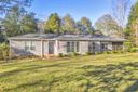3330 Robin Hood Drive sold home in Spartanburg, SC