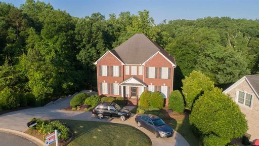 316 W Caledonia Ct