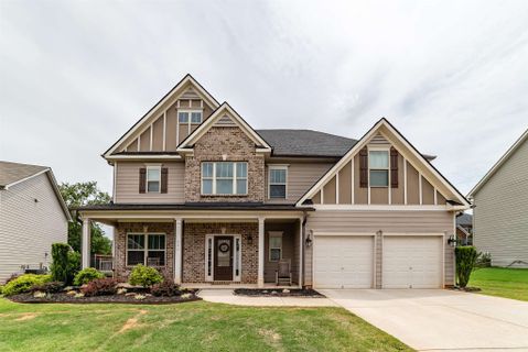882 Ashmont Lane