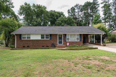 2035 Evergreen Drive