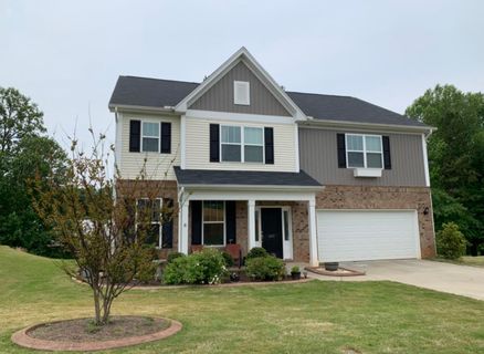 207 Castleton Circle