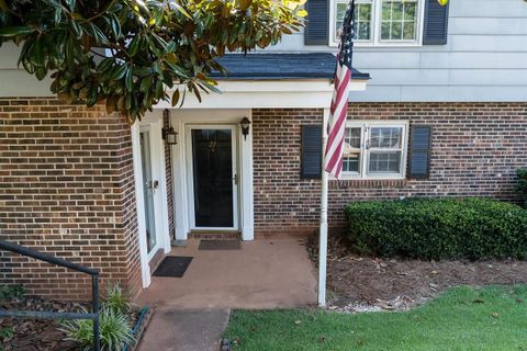 27 Summercreek Drive