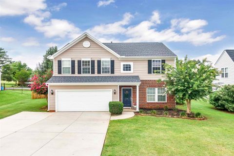 119 Castleton Circle