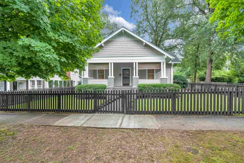 639 Maple Street
