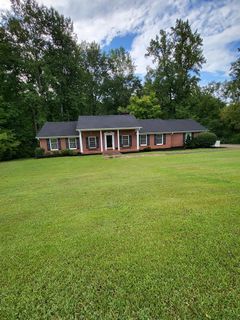 109 Ridgeway Rd