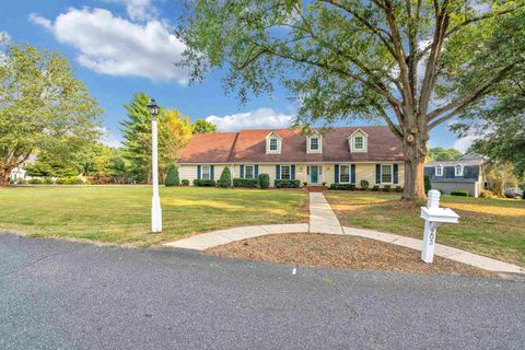 Previously sold for $359,000