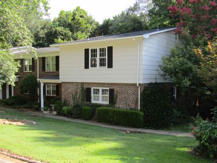 23 Summercreek Drive