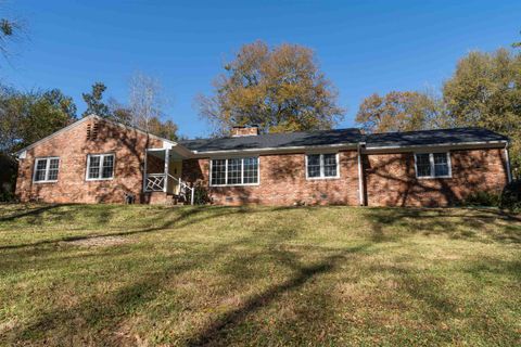 302 Beechwood Drive