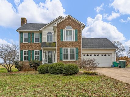 132 Cantrell Ridge Dr sold home in Tyler Oaks, Boiling Springs, SC