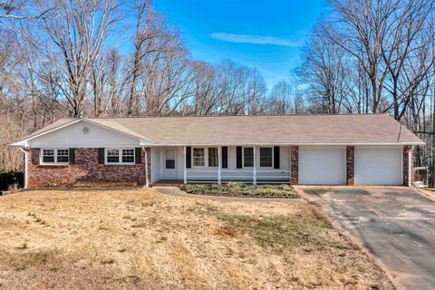 151 Stribling Circle sold home in Vanderbilt Hill, Spartanburg, SC