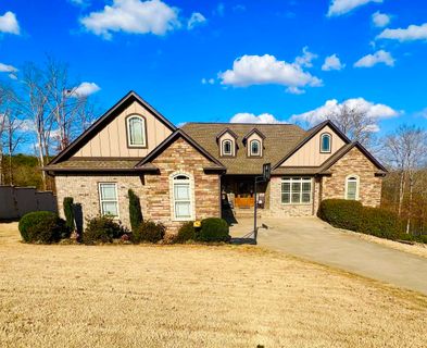324 Island Green Lane