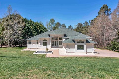 201 English Oak Court