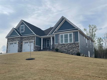 107 Frontier Lane