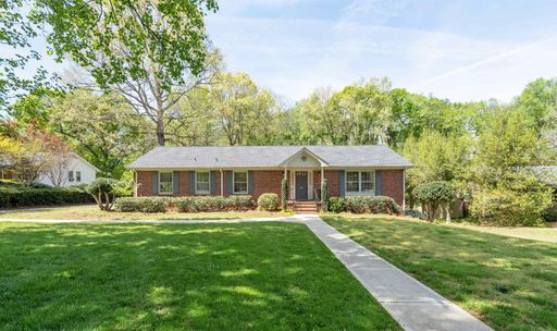 345 Lake Forest Dr