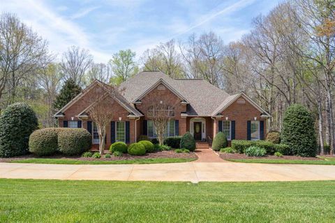 148 W Woodglen Rd