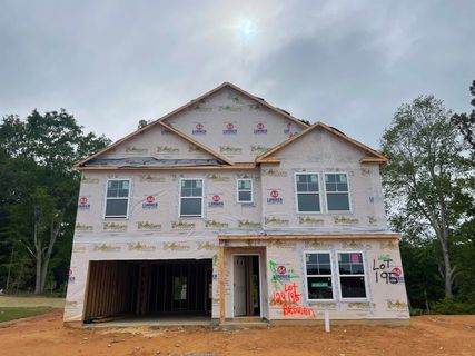 129 Bruinen Drive