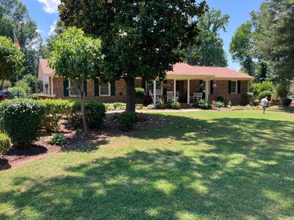 106 Ashland Terrace