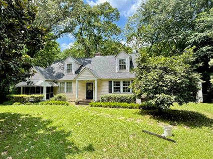 164 W Park Drive