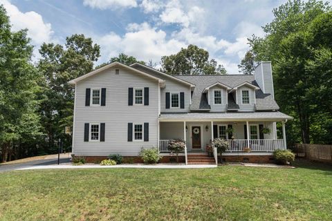 108 Brittany Court