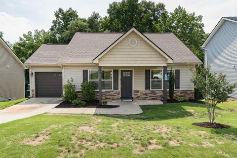 805 N Mossy Rock Rd