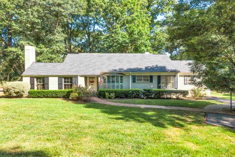 102 Greenbriar Road