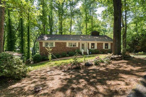 107 Laurelwood Circle