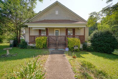 173 Fleming Ave