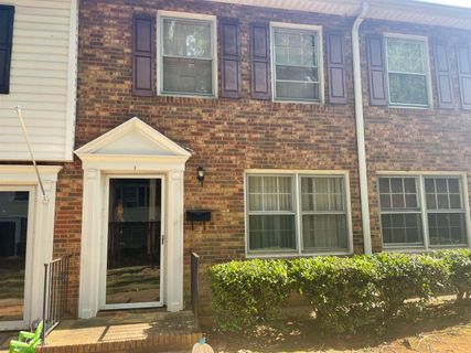 1462 Dover Road, Unit E