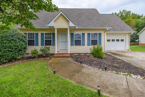 617 Diamond Valley Ct sold home in Fawn Branch, Boiling Springs, SC