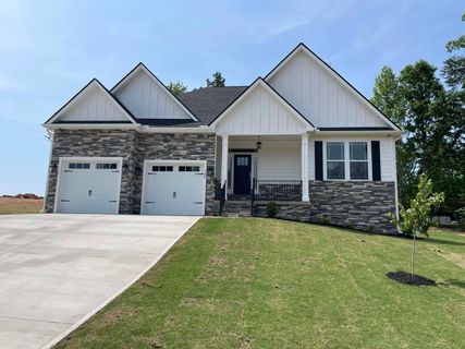 135 Eagles Crest Drive