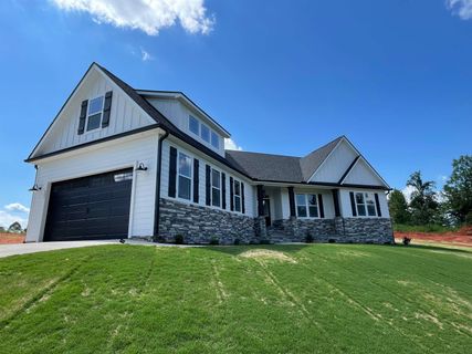 207 Eagles Crest Drive